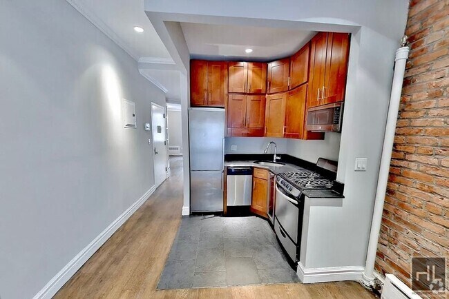 Building Photo - First Avenue Rental