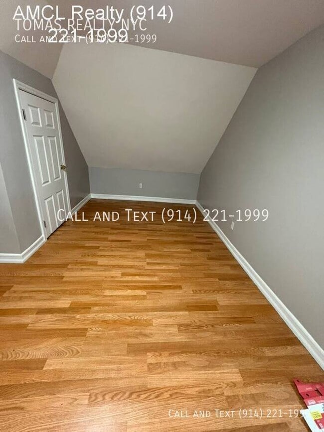 Photo - 107 N High St