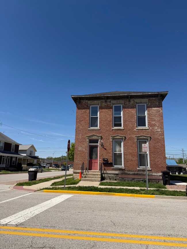 Building Photo - 500 N 5th St Unit B