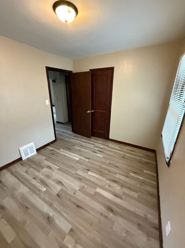 Photo - 3 bedroom 1 bath