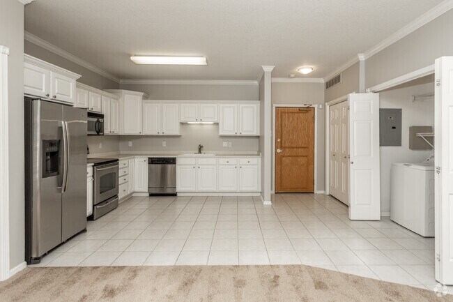2BR, 2BA - 1,194 SF