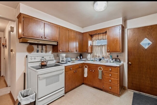 Photo - 610 Knight Ave