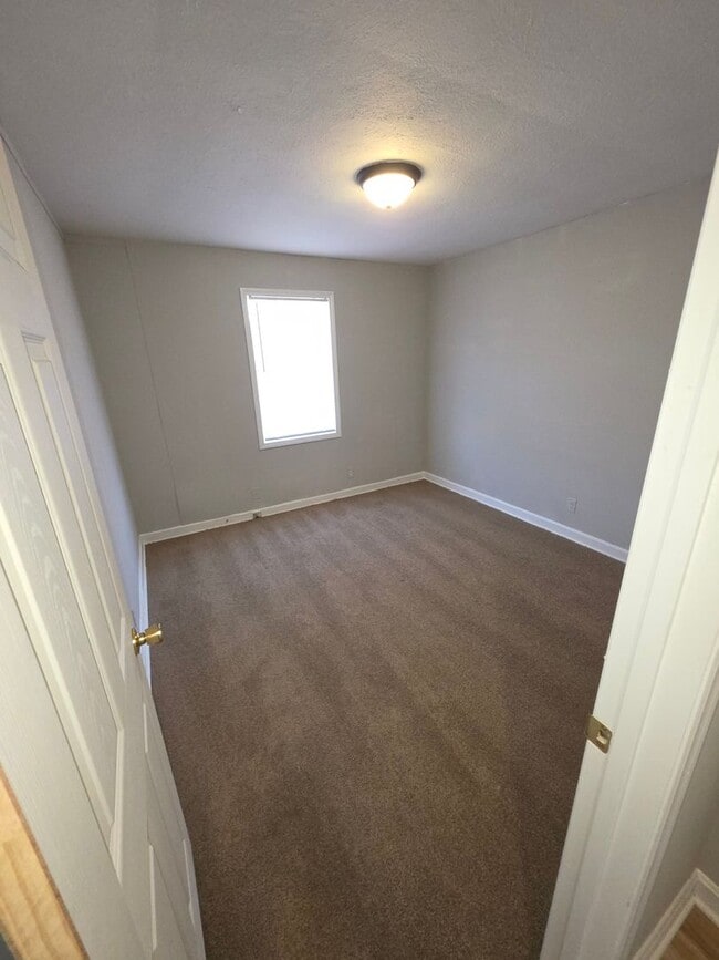 Photo - 1340 Gray Ave NE Unidad 1340-A