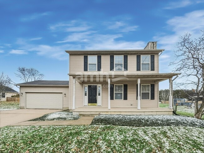 Building Photo - 912 N Garver Rd