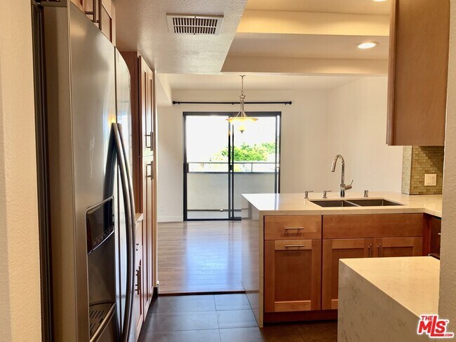 Photo - 12412 Texas Ave Unidad 302