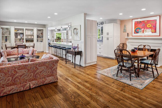 Photo - 281 Graemere St