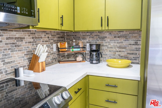 Photo - 348 Laveta Terrace Unidad 2