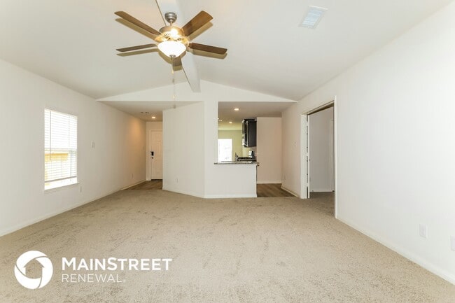 Photo - 26869 Steinbeck Dr