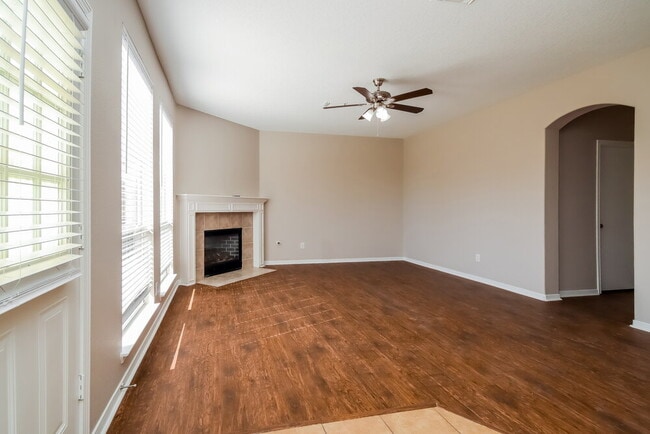 Photo - 4939 Timber Path Dr