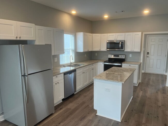 Photo - 3 Bed 3 Bath Home