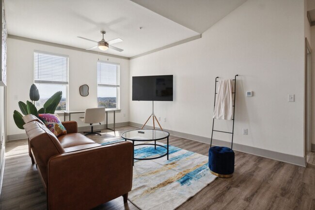 1005 Scenic Loop Way Unit SI FL3-ID1612931P