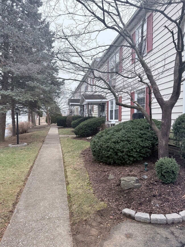 Building Photo - 4597 Ethel St Unit B