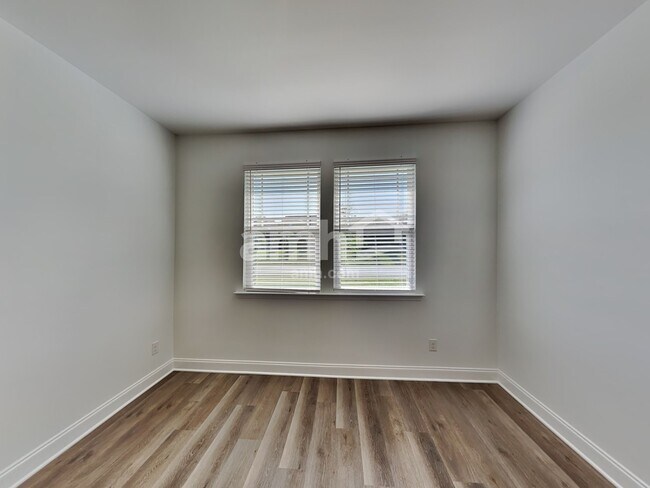 Photo - 214 Argea Dr