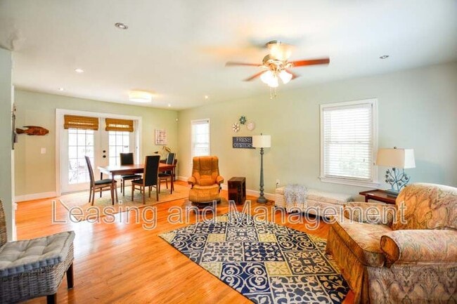 Photo - 743 Magnolia Rd