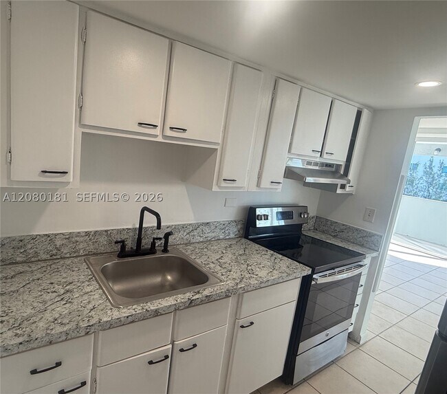 Photo - 7545 E Treasure Dr Unit 4I