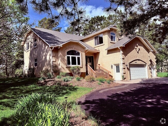 Building Photo - Warm & Spacious Woodmoor Home in a Fantast...
