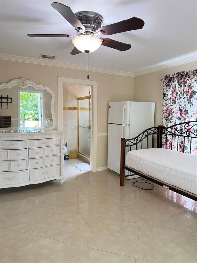 Photo - 21920 Old Cutler Rd Unit 0
