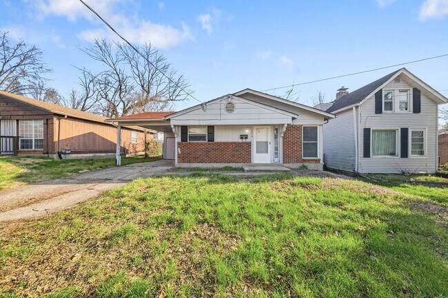 2415 Shirley Ave