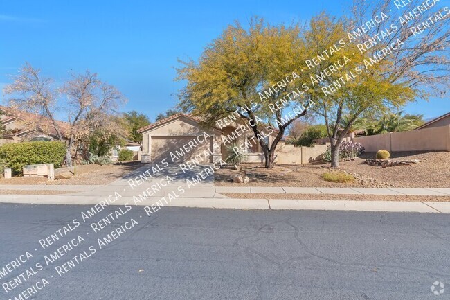 Building Photo - 2535 E Petroglyph Ln Rental