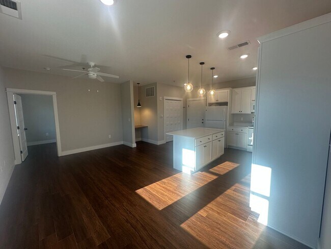 Photo - 100 Old Tom St Unit Apt 303