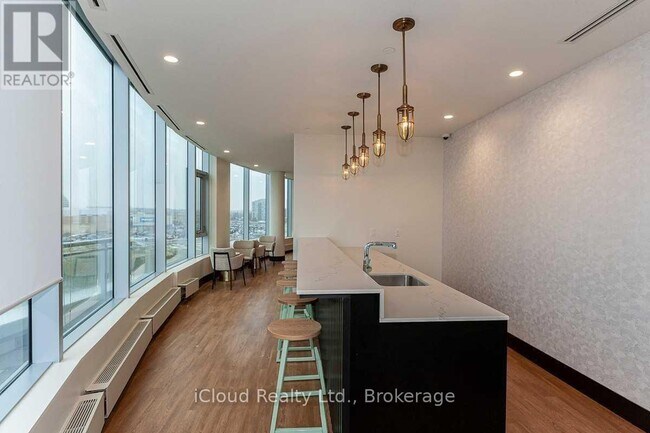 Photo - 2520 Eglinton Ave W Unit 822