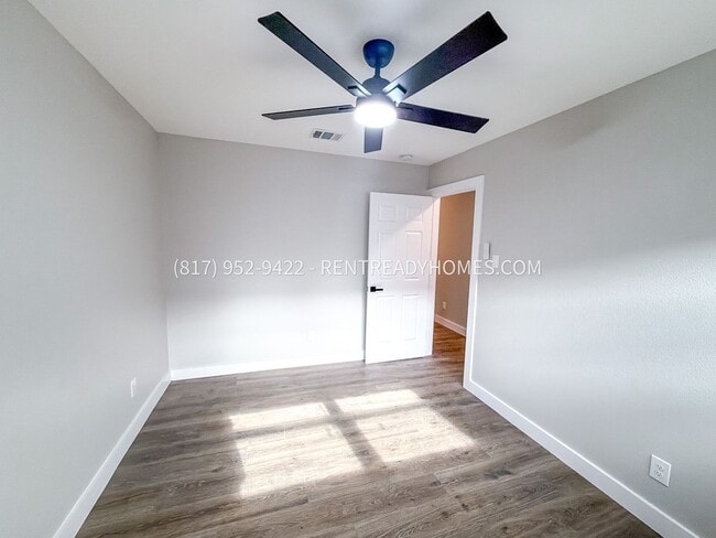 Photo - 6023 Heatherbrook Dr