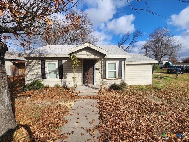 Building Photo - 1102 W Central Ave