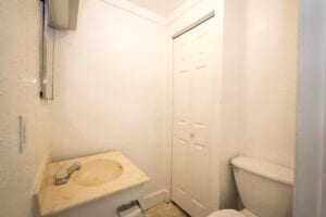 Photo - 212 W Washington St
