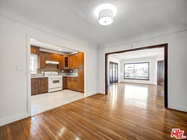 Photo - 243 N Berendo St