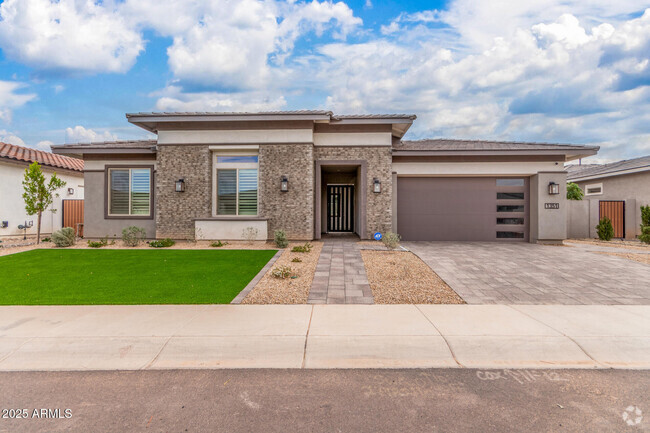 Building Photo - 1351 E Beechnut Pl Rental