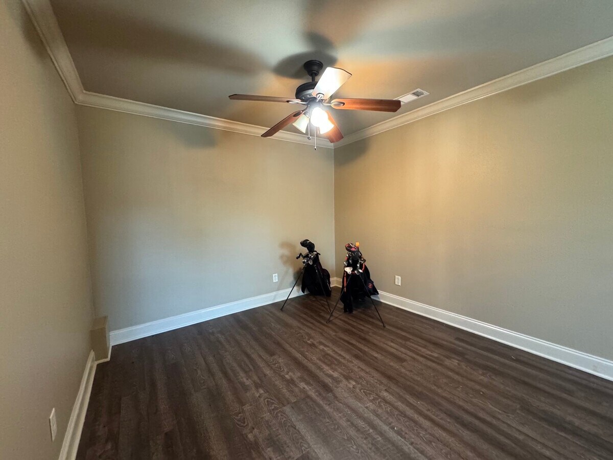 Photo - 114 Elmwood St