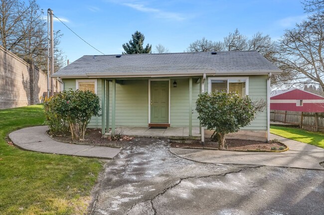 Building Photo - Beautiful 2 Bed, 1 Bath Rental Home in Happy Valley Neighborhood!