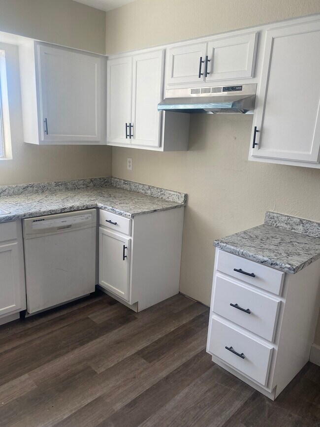 Photo - 3136 E Cicero St Apartamento Unidad 201