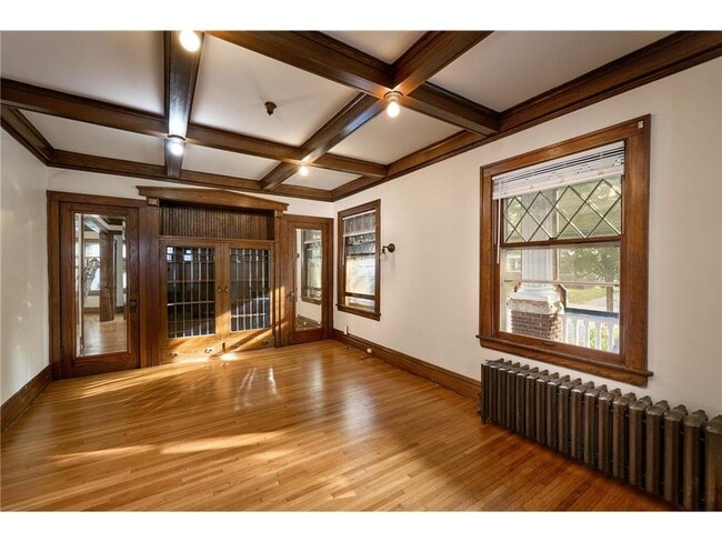 Photo - 2410 Colfax Ave South