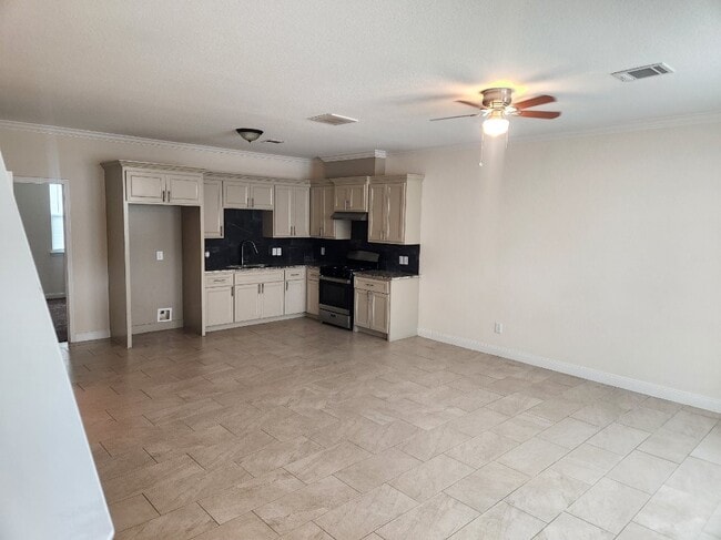 Photo - 10401 Bauman Rd