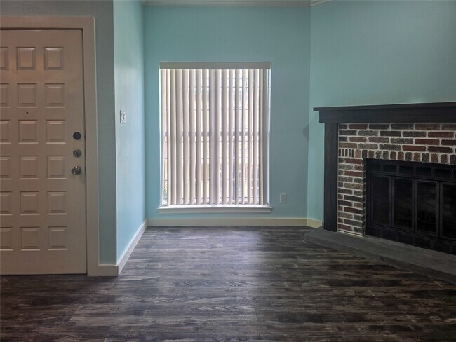 Photo - 921 Marine Dr Unit 327