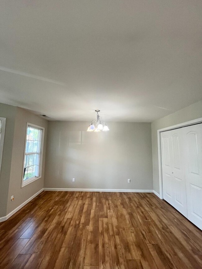 Photo - 2504 Overlook Rd