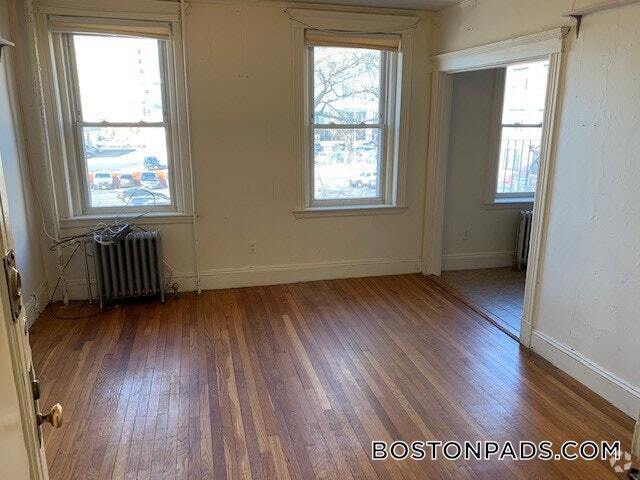 Building Photo - 235 Park Dr Rental