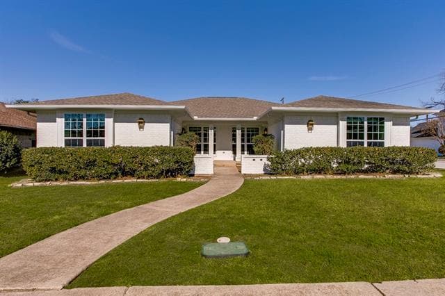 Building Photo - 5473 Anita St