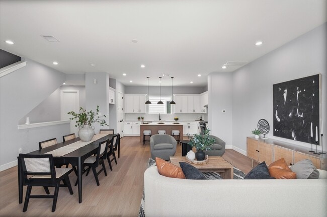 Photo - 7229 Tierwester St