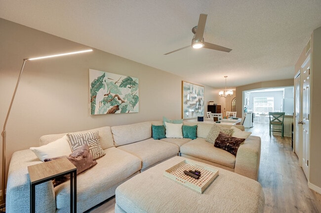 Photo - 3930 Leeward Passage Ct Unidad SI FL1-ID1545736P