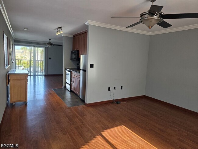 Photo - 8162 Country Rd Unit 205