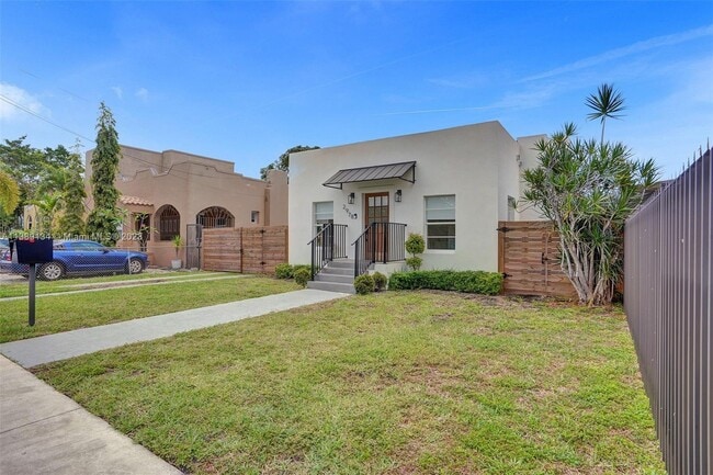 Photo - 2978 SW 14th St