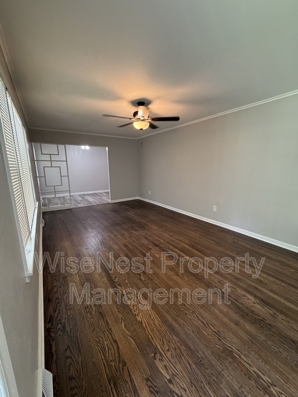 Photo - 2725 N 47th Terrace