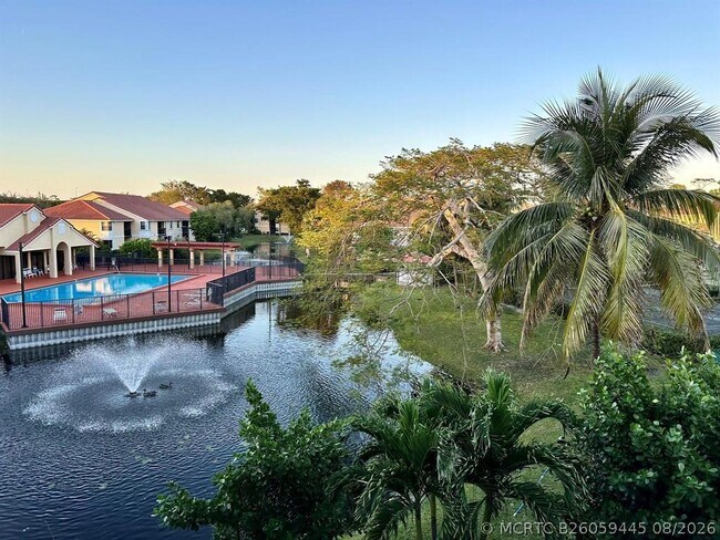 5641 Riverside Dr Unit 306B1