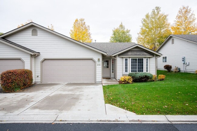 Photo - Centrally located Home with an Attached Garage Unit 96