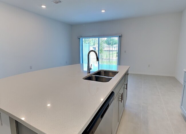 Photo - 215 Riverfront Wy