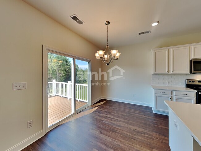 122 Cairo Ct