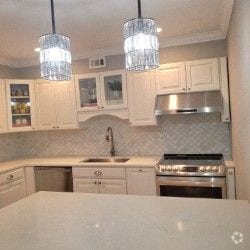 Building Photo - 109 Aspen Dr W Rental