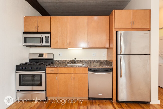 Photo - 630 N Franklin St Unit 513